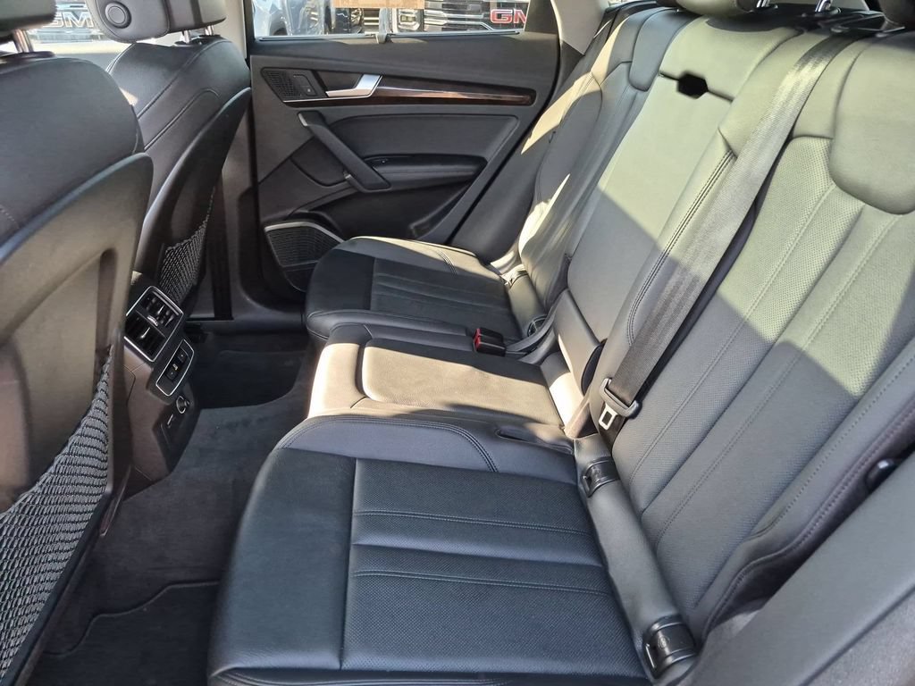 Used 2019 Audi Q5 2.0T Premium Plus AWD/4WD image 18