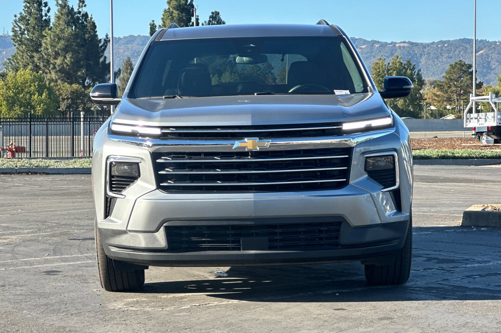 Used 2026 Chevrolet Traverse LT AWD/4WD image 9