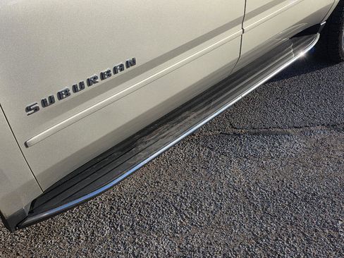 Used 2017 Chevrolet Suburban Premier image 50