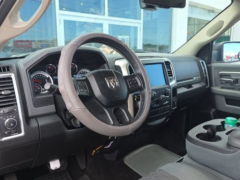 Used 2017 RAM 1500 Big Horn AWD/4WD image 4