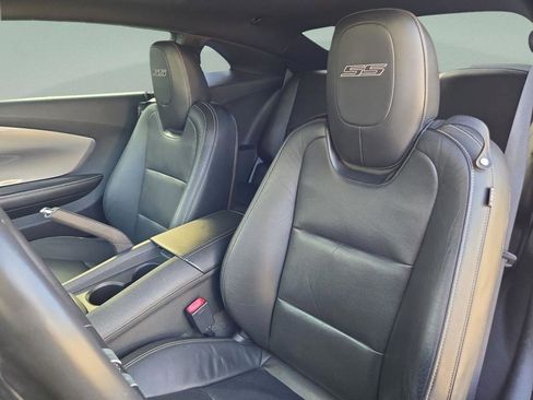 Used 2010 Chevrolet Camaro SS RWD image 30