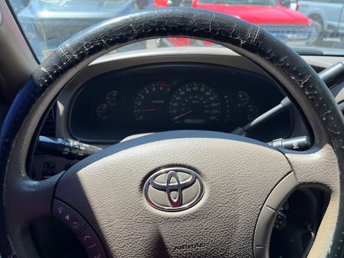 Used 2005 Toyota Tundra Limited AWD/4WD image 23