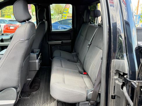 Used 2017 Ford F150 XLT w/ Equipment Group 302A Luxury AWD/4WD image 31