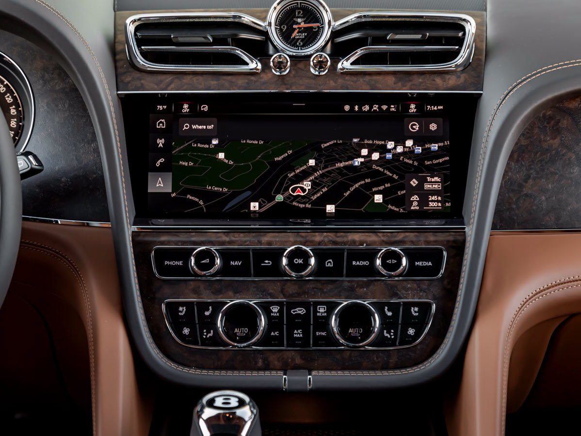 Used 2027 Bentley Bentayga AWD/4WD image 22