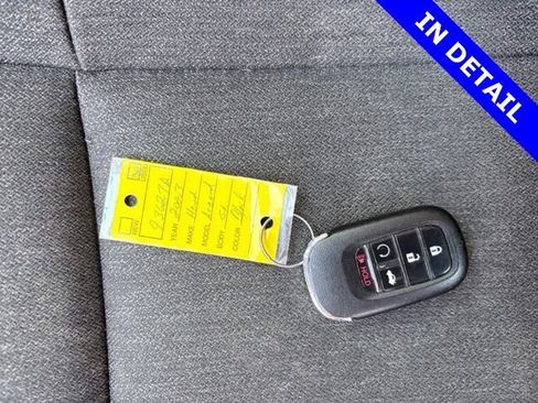 Certified 2023 Honda Accord EX image 12