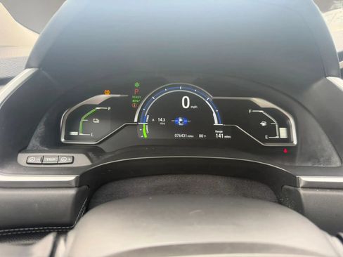Used 2018 Honda Clarity Plug-In Hybrid image 9
