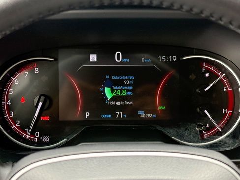Used 2022 Toyota RAV4 Limited AWD/4WD image 28