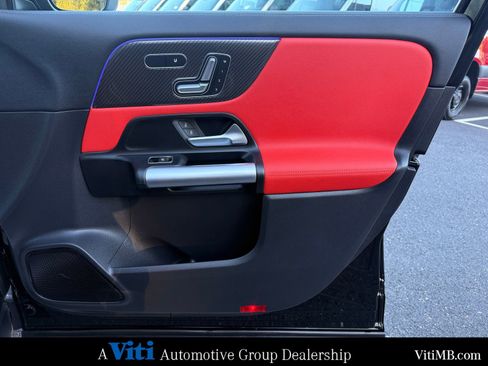 Certified 2025 Mercedes-Benz GLA 250 4MATIC image 29