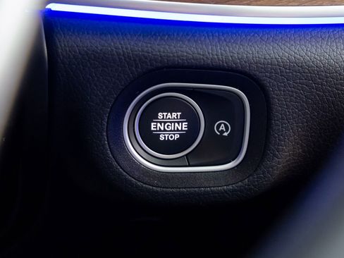 Certified 2024 Mercedes-Benz GLE 350 GLE 350 w/ Driver Assistance Package image 25