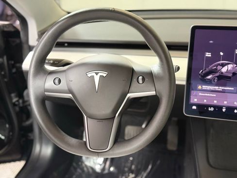 Used 2021 Tesla Model 3 Long Range image 13