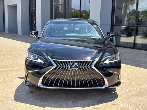 Used 2024 Lexus ES 350 w/ Premium Package FWD image 8