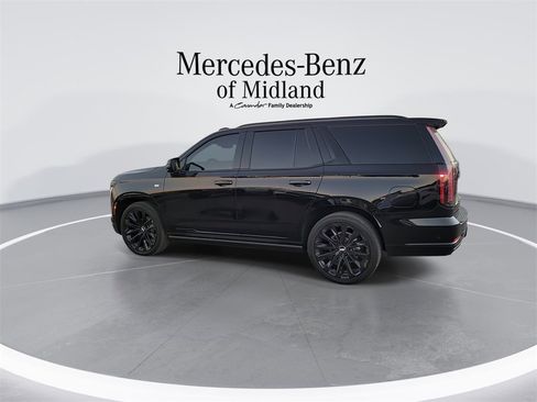 Used 2025 Cadillac Escalade Sport Platinum w/ LPO, ONYX Package image 6