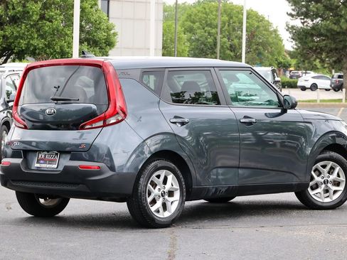 Used 2020 Kia Soul S FWD image 9