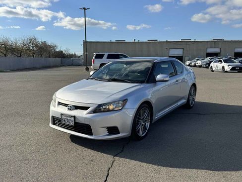 Used 2012 Scion tC image 2