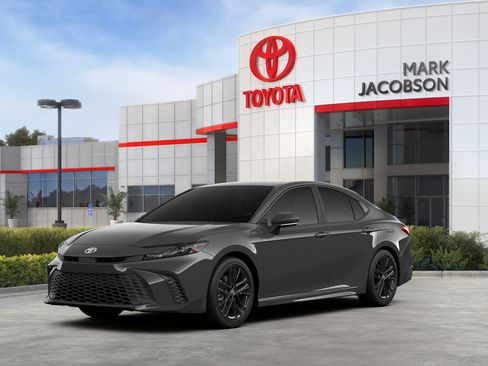 New 2026 Toyota Camry SE w/ Convenience Package FWD image 1