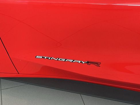 Used 2023 Chevrolet Corvette Stingray Premium Conv w/ Z51 Performance Package RWD image 20