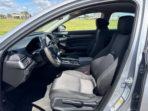 Used 2021 Honda Accord LX image 13