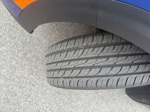 Certified 2023 Kia Seltos LX image 9