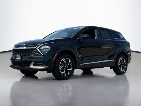 Used 2023 Kia Sportage LX AWD/4WD image 11