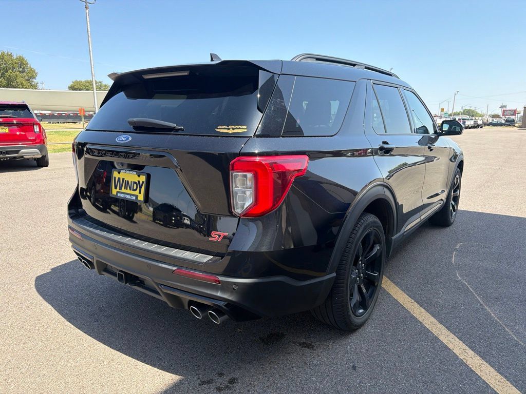 Used 2024 Ford Explorer ST w/ Equipment Group 401A AWD/4WD image 6