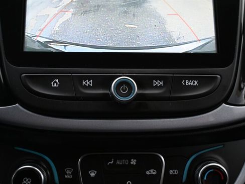 Used 2018 Chevrolet Volt LT w/ Comfort Package image 40