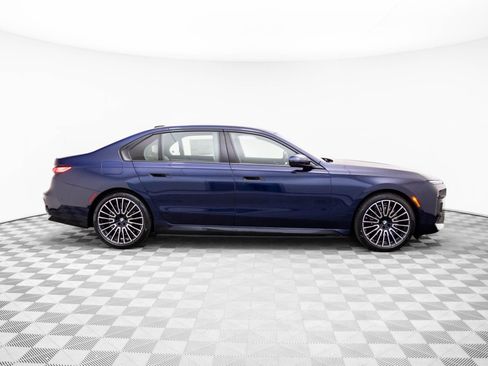New 2026 BMW 750e xDrive AWD/4WD image 8