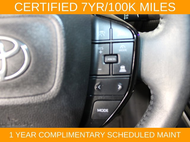 Used 2024 Toyota bZ4X FWD image 20