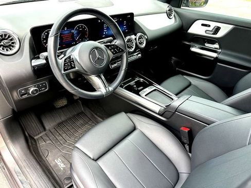 Used 2025 Mercedes-Benz GLA 250 image 13