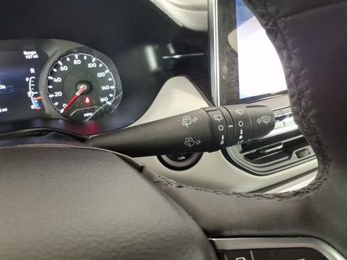 Used 2023 Jeep Compass Limited image 24