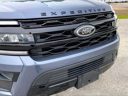Used 2023 Ford Expedition Max Limited RWD image 34