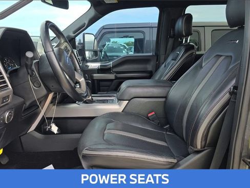 Used 2018 Ford F150 Platinum w/ Equipment Group 701A Luxury AWD/4WD image 14
