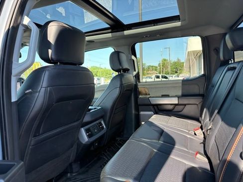 Used 2025 Ford F350 Lariat w/ Lariat Ultimate Package AWD/4WD image 17