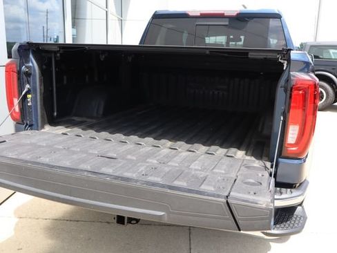 Used 2019 GMC Sierra 1500 SLT w/ SLT Premium Plus Package AWD/4WD image 14