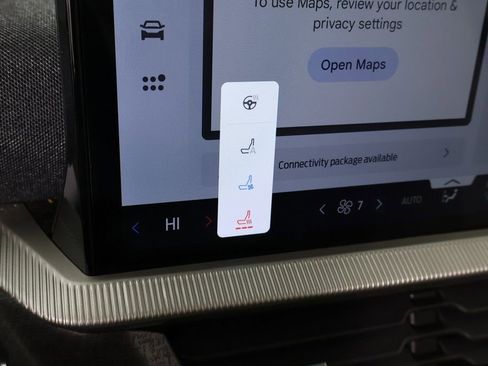 Used 2025 Ford Explorer Platinum w/ Ultimate Package image 7