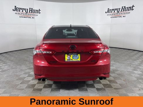 Used 2020 Toyota Camry XSE image 7