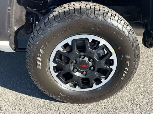 New 2026 Toyota Tacoma TRD Off-Road image 6
