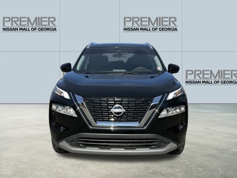 Certified 2023 Nissan Rogue SV w/ SV Premium B Package image 2