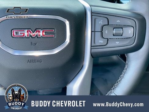 Used 2023 GMC Sierra 1500 SLT w/ X31 Off-Road Package AWD/4WD image 19