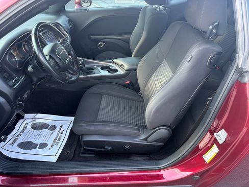 Used 2018 Dodge Challenger SXT RWD image 24