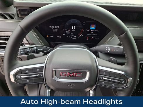 Used 2025 GMC Yukon XL Elevation AWD/4WD image 4