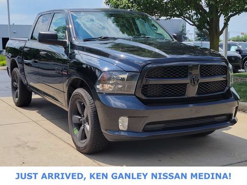 Used 2015 RAM 1500 Express AWD/4WD image 1