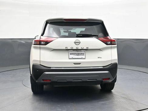 Used 2023 Nissan Rogue SL w/ SL Premium Package FWD image 4