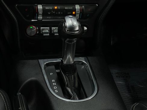 Used 2018 Ford Mustang Premium image 28