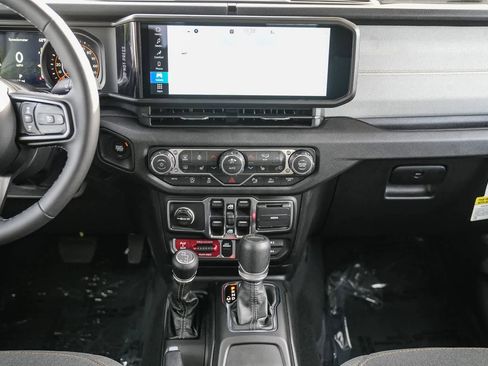 New 2026 Jeep Gladiator Sport image 14