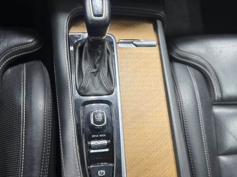 Used 2020 Volvo XC90 T6 Inscription image 22