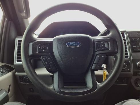 Used 2017 Ford F250 XLT w/ XLT Value Package image 22