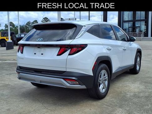Used 2025 Hyundai Tucson SE FWD image 2