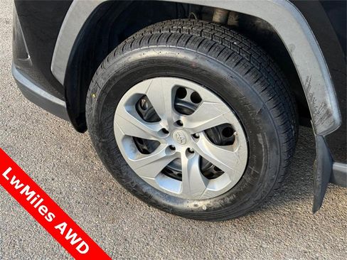 Used 2019 Toyota RAV4 LE w/ All Weather Liner Package image 10