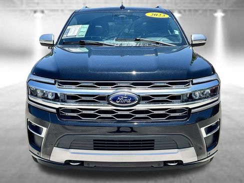 Used 2023 Ford Expedition Max Platinum AWD/4WD image 2