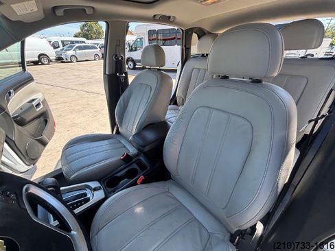 Used 2014 Chevrolet Captiva Sport LTZ image 20